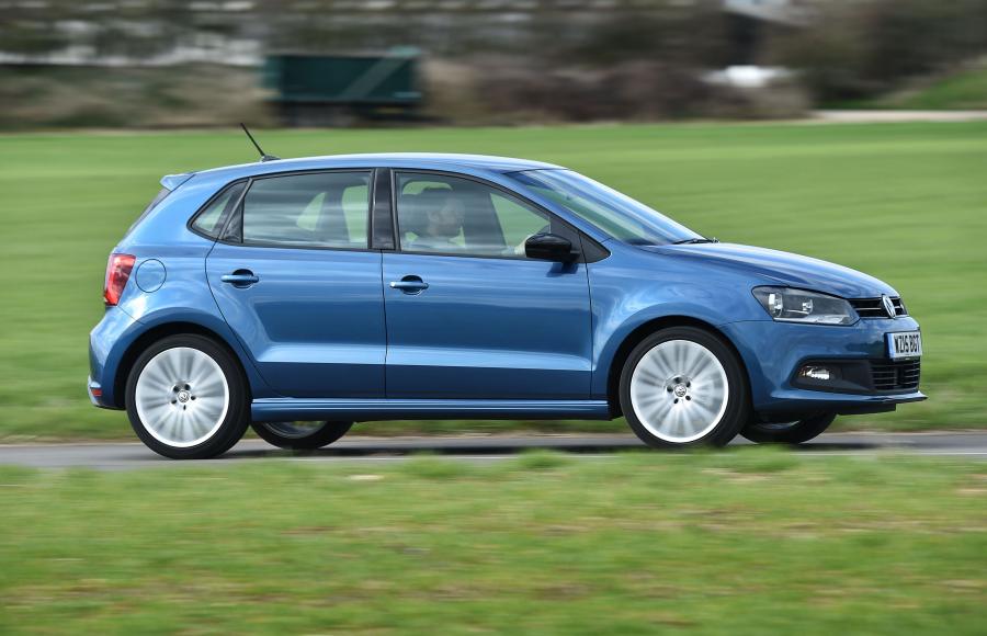  Volkswagen Polo BlueGT 5-Door 2014 года  (UK) (фото 18 из 20)